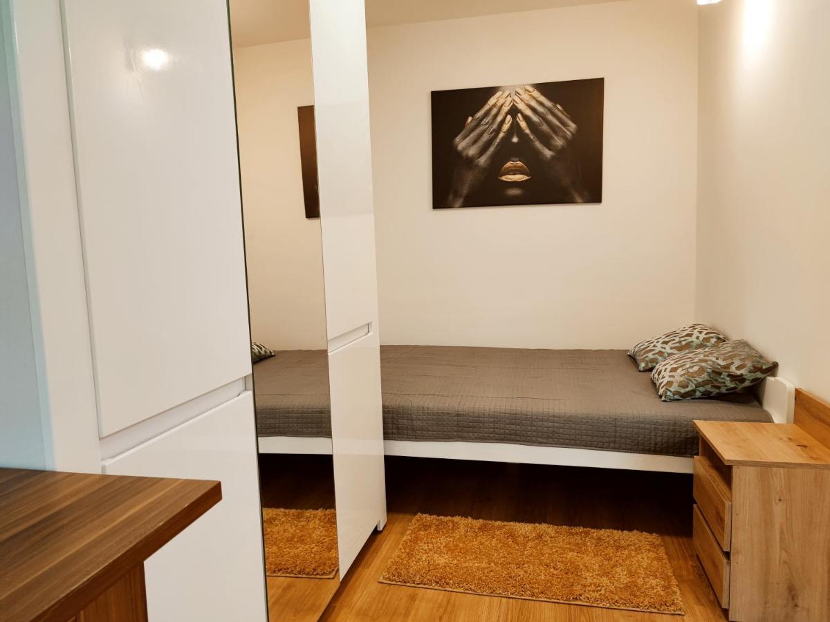 Zwierzyniecka Apartamenty Luna Bialystok Luaran gambar