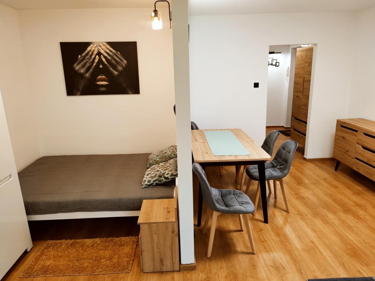 Zwierzyniecka Apartamenty Luna Bialystok Luaran gambar